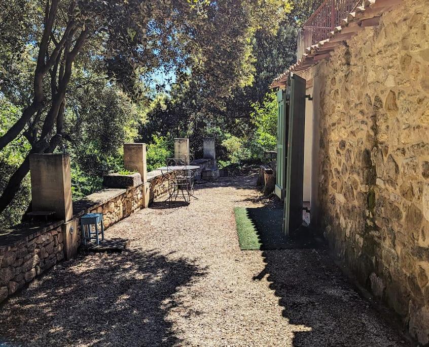 Sous Les Chenes Villa Peypin-d'Aigues Eksteriør billede